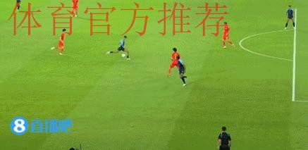 我们的故事 | 亚运男足小将亲吻护腿板告慰已故队友：替他实现国家队梦想